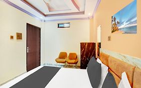 Hotel O Raj Palace